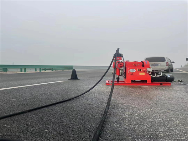 宜阳马路路基路面开裂下沉注浆加固灌浆